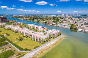 7435 BAYSHORE DR #306, TREASURE ISLAND, FL 33706 Sold 12/09/22