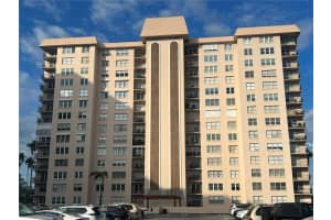 5220 Brittany Dr S, St. Petersburg, FL 33715, Sold 02/15/23