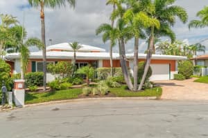 203 Hermosita Dr, St Pete Beach, FL 33706, Sold 12/09/22