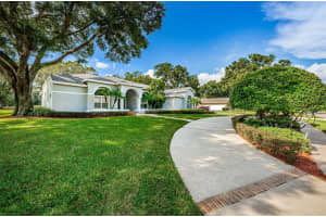 2756 ST ANDREWS BLVD, TARPON SPRINGS, FL 34688 Sold 04/03/23