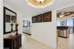 5950 PELICAN BAY PLZ #901, GULFPORT, FL 33707 Sold 04/12/23