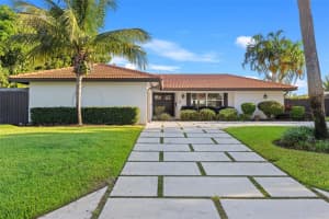 4425 46TH AVE S, ST PETERSBURG, FL 33711 Sold 11/04/22