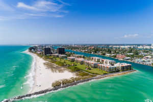 7467 BAYSHORE DR #403, TREASURE ISLAND, FL 33706 Sold 11/22/22