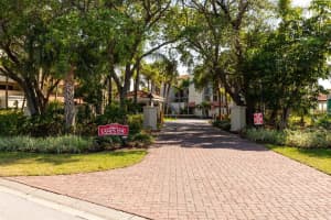 7467 BAYSHORE DR #403, TREASURE ISLAND, FL 33706 Sold 11/22/22