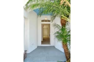 7105 86th St E, Palmetto, FL 34221, Sold 03/01/23