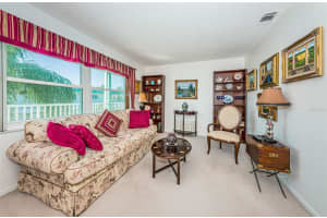 5246 81ST ST N #25, ST PETERSBURG, FL 33709 Sold 12/14/22