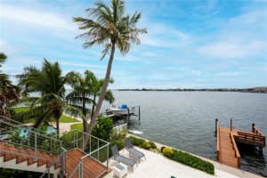 225 Punta Vista Dr, St Pete Beach, FL 33706, Sold 05/22/23