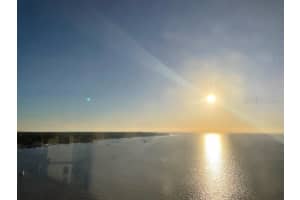 7200 Sunshine Skyway Ln S, St. Petersburg, FL 33711, Sold 03/20/23