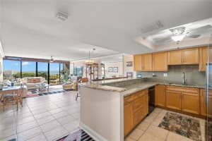 7650 Bayshore Dr, Treasure Island, FL 33706, Sold 12/15/22