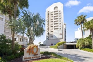 440 S GULFVIEW BLVD #1401, CLEARWATER, FL 33767 Sold 12/16/22