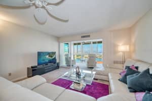 855 BAYWAY BLVD #804, CLEARWATER BEACH, FL 33767 Sold 02/16/23