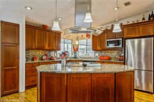 21 Gull Rd, Oldsmar, FL 34677, Sold 11/21/22