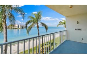 5281 ISLA KEY BLVD S #203, ST PETERSBURG, FL 33715 Sold 03/03/23
