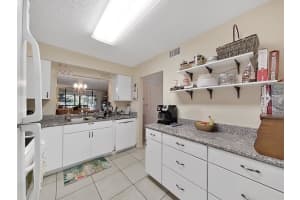 1800 MARINER DR #11, TARPON SPRINGS, FL 34689 Sold 03/31/23