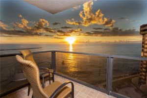 450 S GULFVIEW BLVD #1403, CLEARWATER, FL 33767 Sold 02/24/23