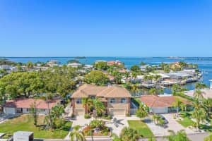 2262 EDYTHE DR, DUNEDIN, FL 34698 Sold 05/15/23