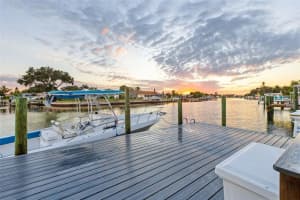 3836 42ND AVE S, ST PETERSBURG, FL 33711 Sold 03/13/23