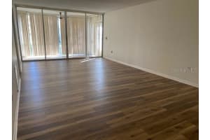 19029 US HIGHWAY 19 N #4-6, CLEARWATER, FL 33764 Sold 12/25/22