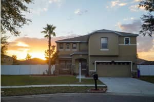 13601 BOTANY BAY CT, RIVERVIEW, FL 33569 Sold 05/12/23