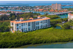 4801 OSPREY DR S #409, ST PETERSBURG, FL 33711 Sold 01/03/23