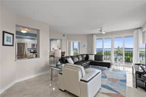 4801 OSPREY DR S #409, ST PETERSBURG, FL 33711 Sold 01/03/23
