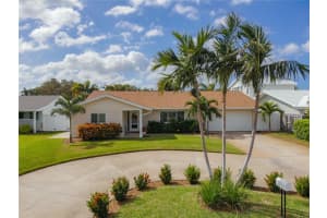 281 N JULIA CIR, ST PETE BEACH, FL 33706 Sold 03/06/23