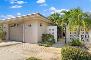 573 BOCA CIEGA POINT BLVD N, ST PETERSBURG, FL 33708 Sold 07/06/23