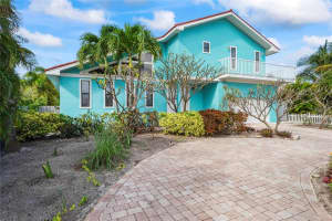 2992 E VINA DEL MAR BLVD, ST PETE BEACH, FL 33706 Sold 04/27/23
