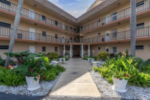5020 BRITTANY DR S #113, ST PETERSBURG, FL 33715 Sold 12/19/22