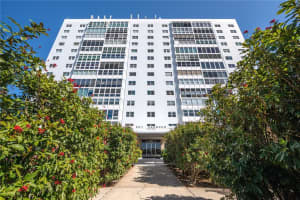 7200 SUNSHINE SKYWAY LN S #9D, ST PETERSBURG, FL 33711 Sold 06/29/23