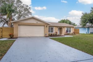 614 LIMETREE DR, OLDSMAR, FL 34677 Sold 12/28/22