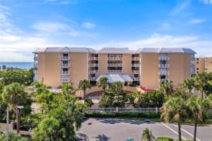 6500 SUNSET WAY #121, ST PETE BEACH, FL 33706 Sold 12/08/22