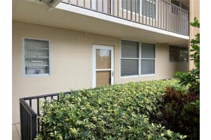 7910 SUN ISLAND DR S #103, SOUTH PASADENA, FL 33707 Sold 01/25/23