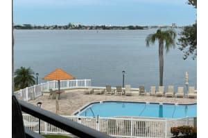 6265 SUN BLVD #315, ST PETERSBURG, FL 33715 Sold 01/12/23