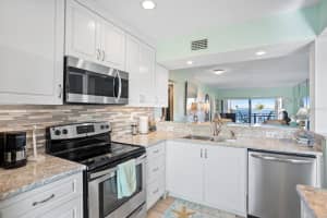 6265 SUN BLVD #315, ST PETERSBURG, FL 33715 Sold 01/12/23