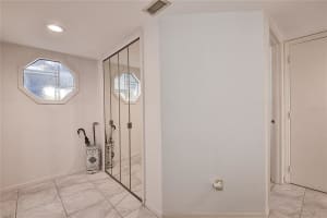9200 PARK BLVD #205, SEMINOLE, FL 33777 Sold 12/21/22