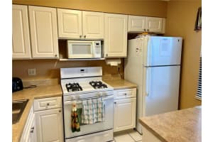 1364 MISSION HILLS BLVD #33-A, CLEARWATER, FL 33759 Sold 02/01/23