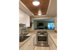 433 S PAULA DR #19, DUNEDIN, FL 34698 Sold 02/06/23