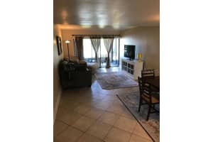735 S VILLAGE DR N #108, ST PETERSBURG, FL 33716 Sold 01/17/23