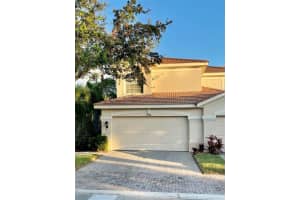 7175 PROSPERITY CIR #208, SARASOTA, FL 34238 Sold 02/17/23