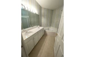 7175 PROSPERITY CIR #208, SARASOTA, FL 34238 Sold 02/17/23