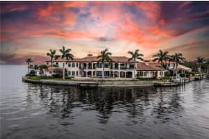 2093 CAROLINA AVENUE, ST PETERSBURG, FL 33703 Sold 12/21/23
