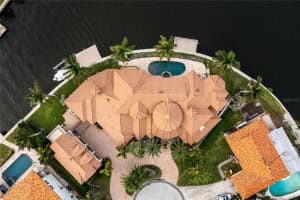 2093 CAROLINA AVENUE, ST PETERSBURG, FL 33703 Sold 12/21/23