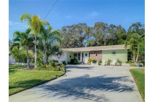 1468 FAIRWAY DR, DUNEDIN, FL 34698 Sold 12/28/22