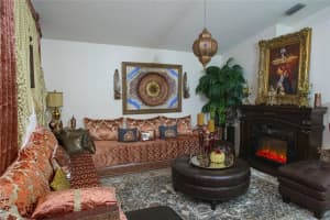 310 Sonoma Dr, Valrico, FL 33594, Sold 01/23/23
