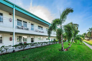 5216 81ST ST N #17, ST PETERSBURG, FL 33709 Sold 04/05/23