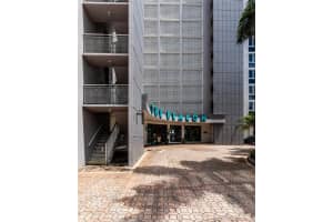 470 3RD ST S #321, ST PETERSBURG, FL 33701 Sold 01/03/23