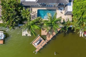 4987 59TH AVE S, ST PETERSBURG, FL 33715 Sold 02/09/23