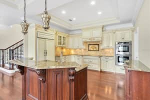 4987 59TH AVE S, ST PETERSBURG, FL 33715 Sold 02/09/23