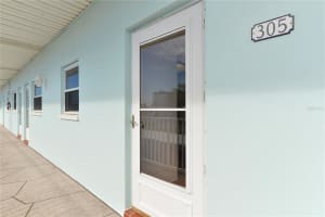5 GATESHEAD DR #305, DUNEDIN, FL 34698 Sold 02/14/23